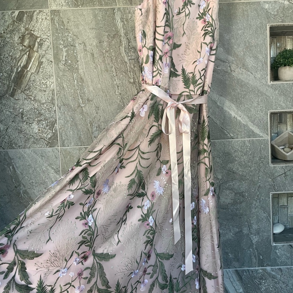 Tahari ASL Cream Ruched Tie Front Maxi Gown. Never worn